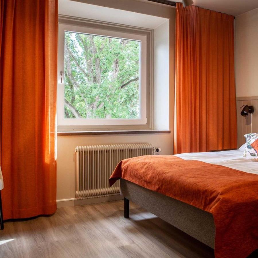Hotel Hehrne Koek & Konferens Vänersborg Esterno foto